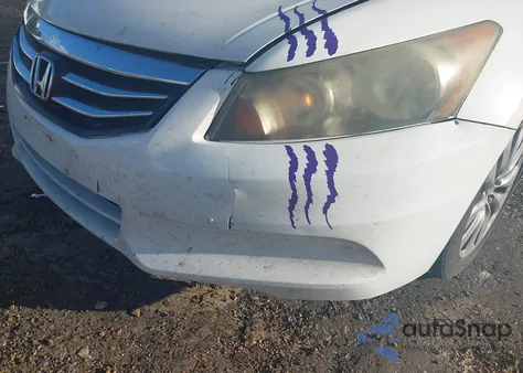 2011 Honda Accord 2.4 Ex-L из США, поврежденный, VIN 1HGCP2F80BA011855